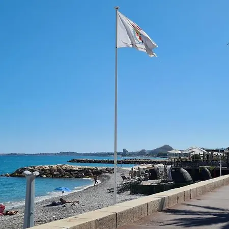 Apartment De La - Mer, Terrasse Et Garage Cagnes-sur-Mer