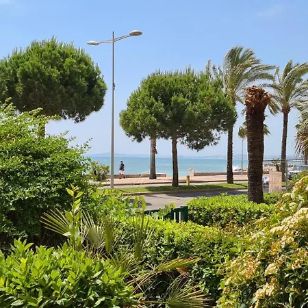 De La - Mer, Terrasse Et Garage Apartment